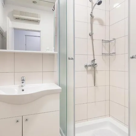 One-bedroom In *