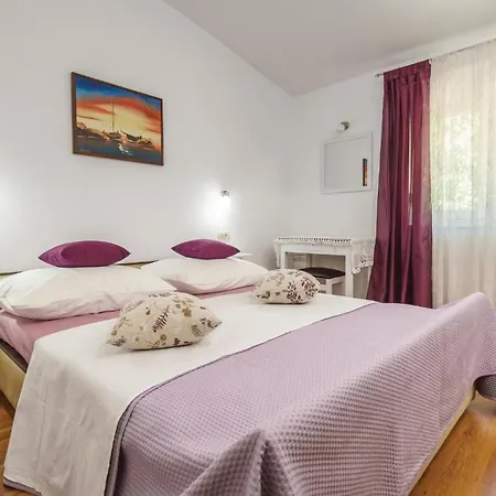 One-bedroom In Ostrvica