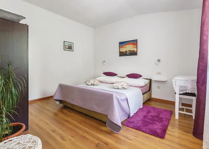 One-bedroom In *